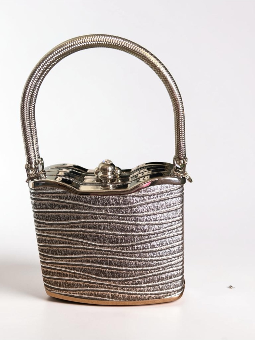 Metallic Silver Wave-Textured Evening Clutch
